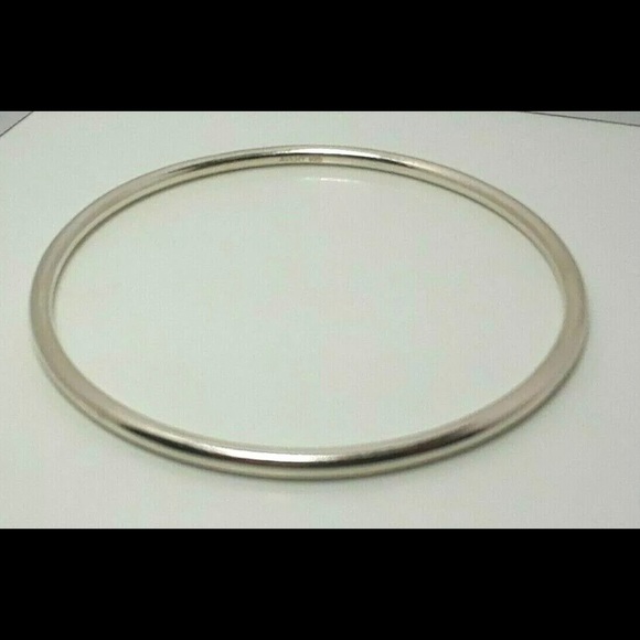 Retired James Avery bangle 2 5/8” - Picture 1 of 2